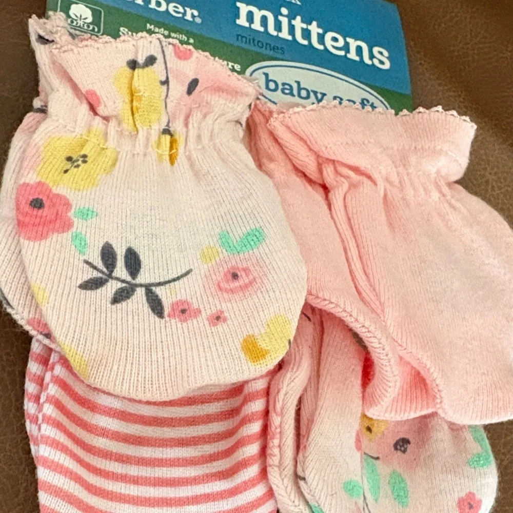 0-3M Gerber Baby Soft Floral and Pink Mittens - 4 Pack